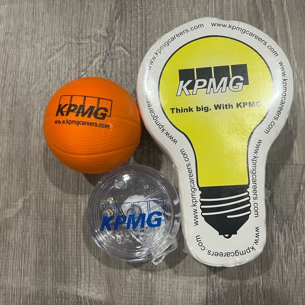 KPMG Promotional Set - Orange Stress Ball, folded L shirt and Yoyo